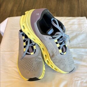 On Running Gray and Yellow Athletic Shoes with Breathable Mesh